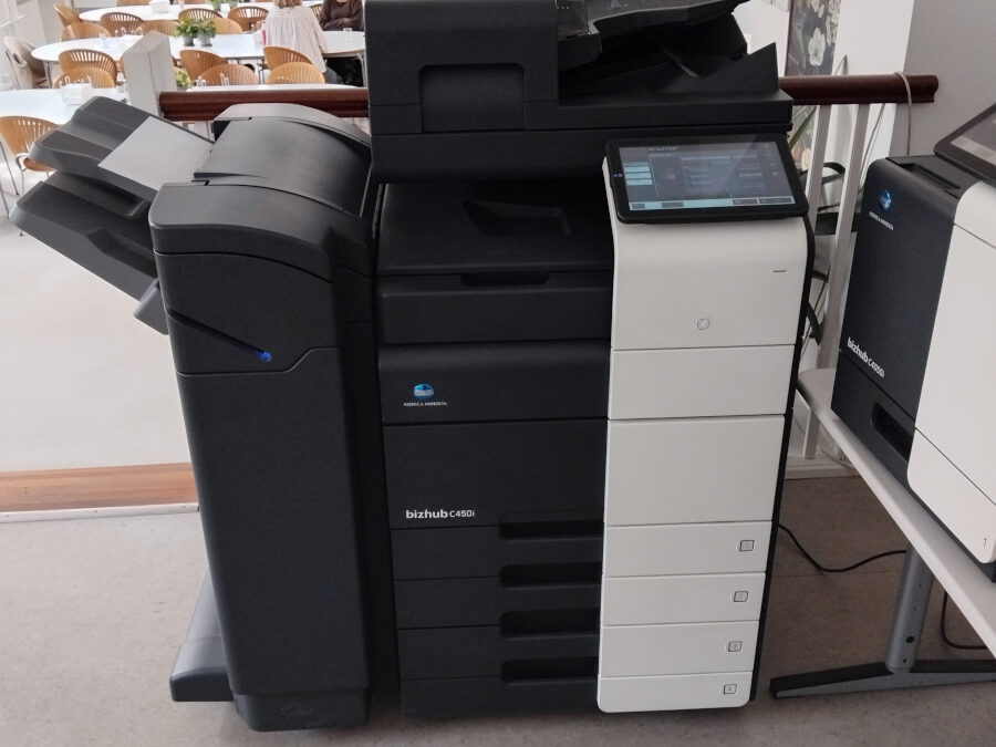 Basic A4 og A3 print-scan-kopi løsning til skole